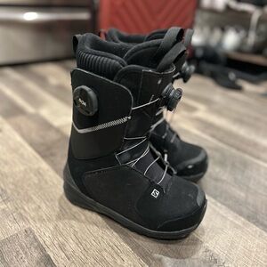 Salomon Kiana women snowboarding boots